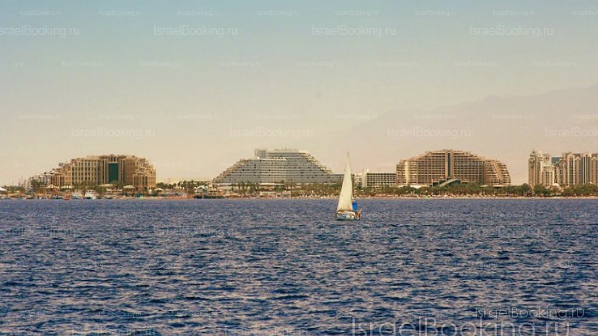 Eilat. Cruise around the Bay